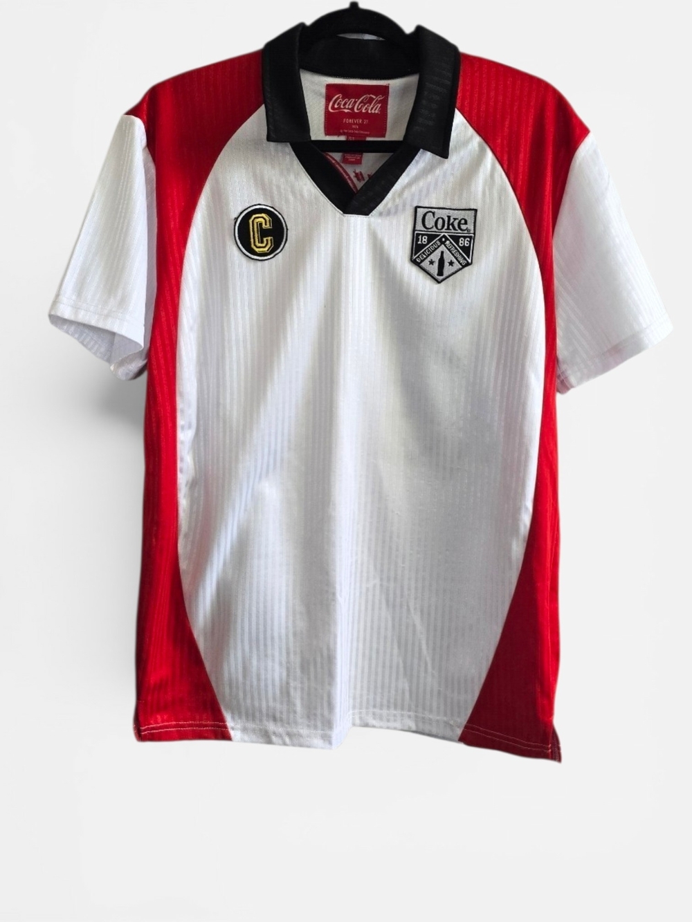 Coca Cola X Forever 21 Men's White Embroidered Retro Jersey Medium